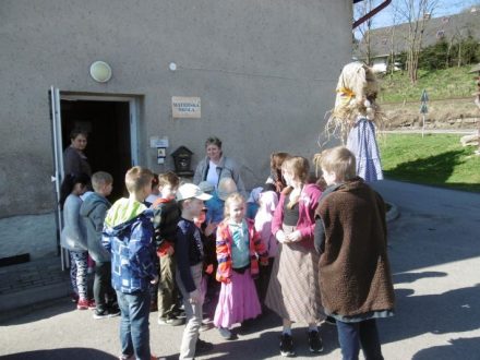 10. 4. 2017 Vynášení Morany ze vsi